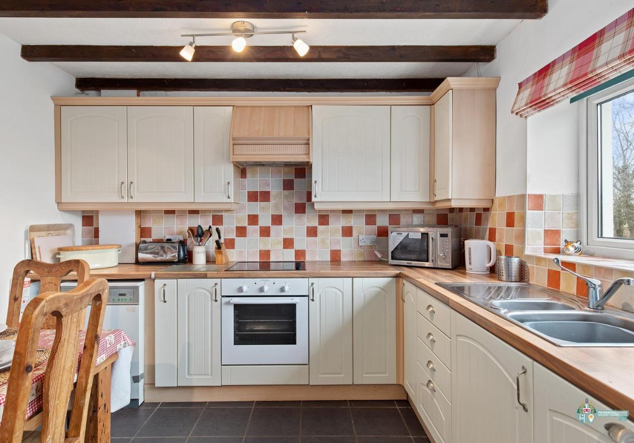 Lambston Cottage - A Pembrokeshire Home Away From Home Pelcomb Екстериор снимка